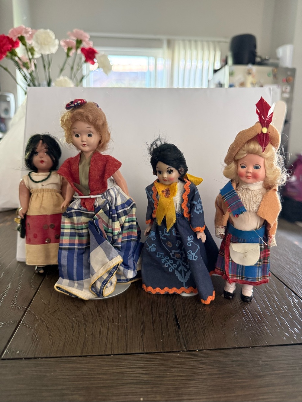 Vintage-Inspired Multi-Cultural Doll Set - Assorted Colors